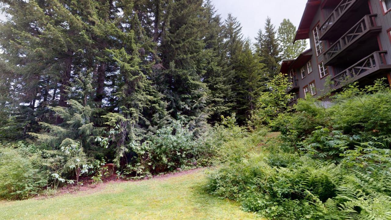 Lost Lake Lodge Whistler Exterior photo